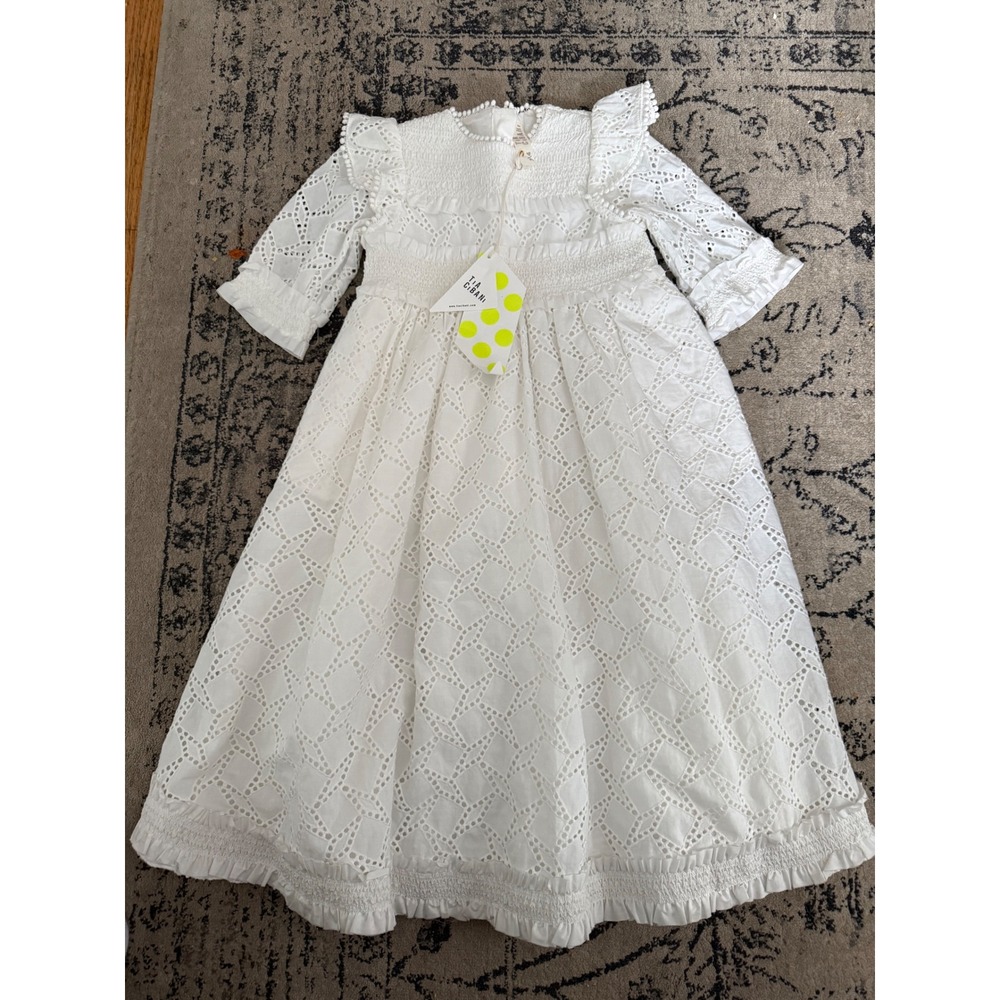 Tia Cibani Girls White Eyelet Smocked Ruffle Dress NWT Size 3/4‎